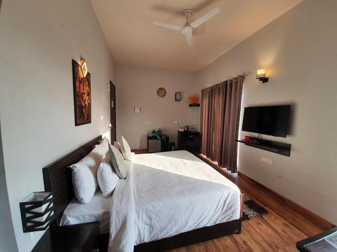 Guest house Krishna Radha Rani Luxury 3*